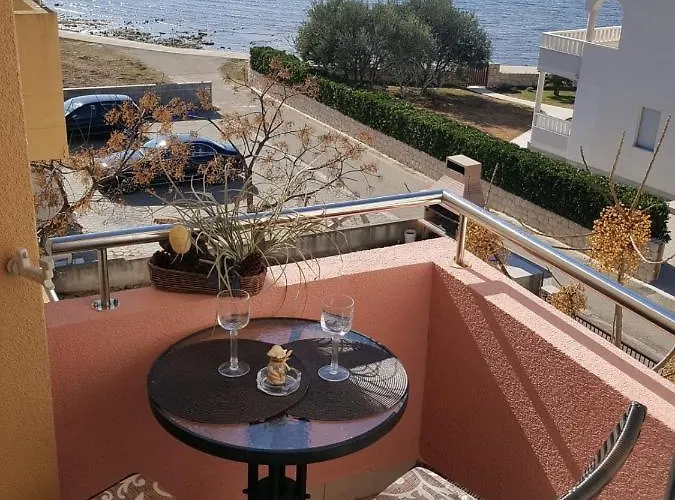 Apartment By The Sea Privlaka, Zadar - 14816 Privlaka (Zadar)